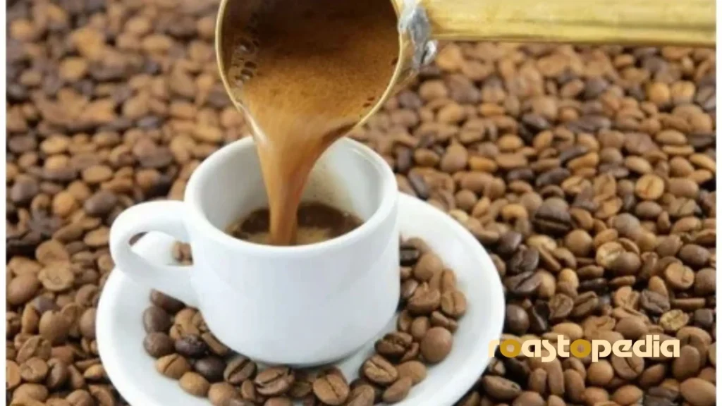 Serving mirra coffe into a cup